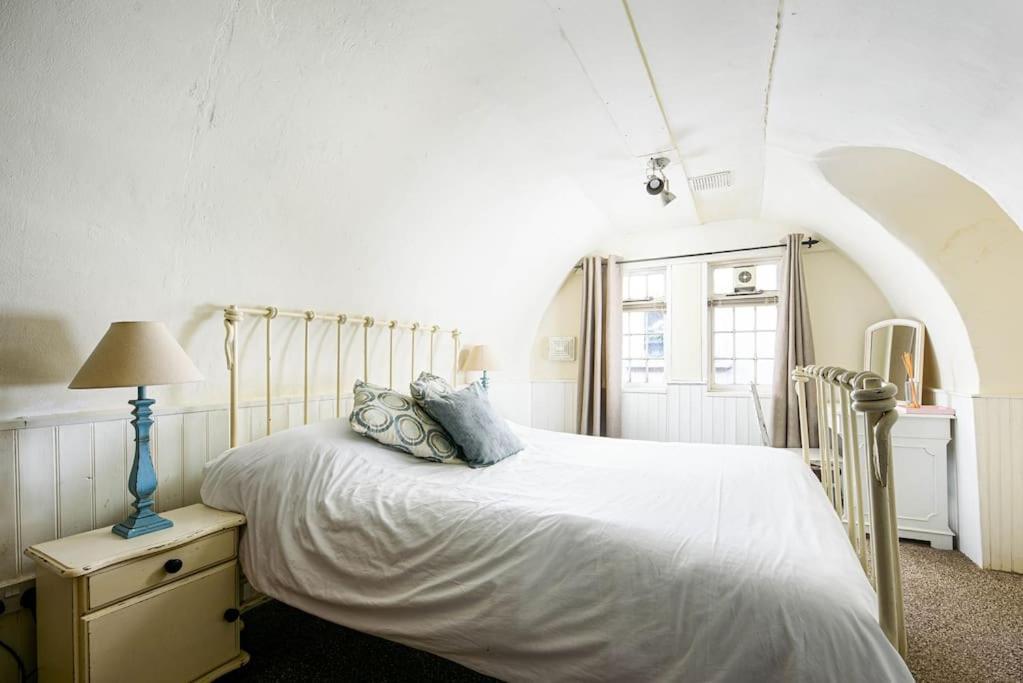 Unique 1 Bedroom Apartment-Bath Extérieur photo